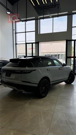 لاند ڕۆڤەر ڕانج ڕۆڤەر ڤێلار